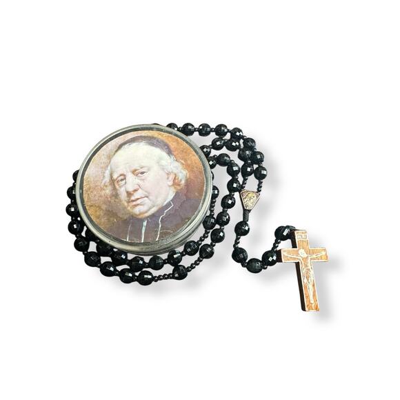 Pre-Loved Black Faceted Acrylic Beads and Wooden Cross Rosary - Picture 1 of 5